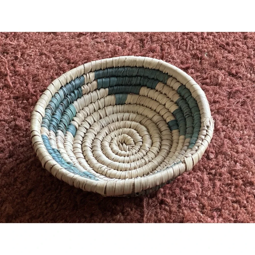 Handwoven Small Basket Trinket Dish Boho‎ Cream Blue Green Star